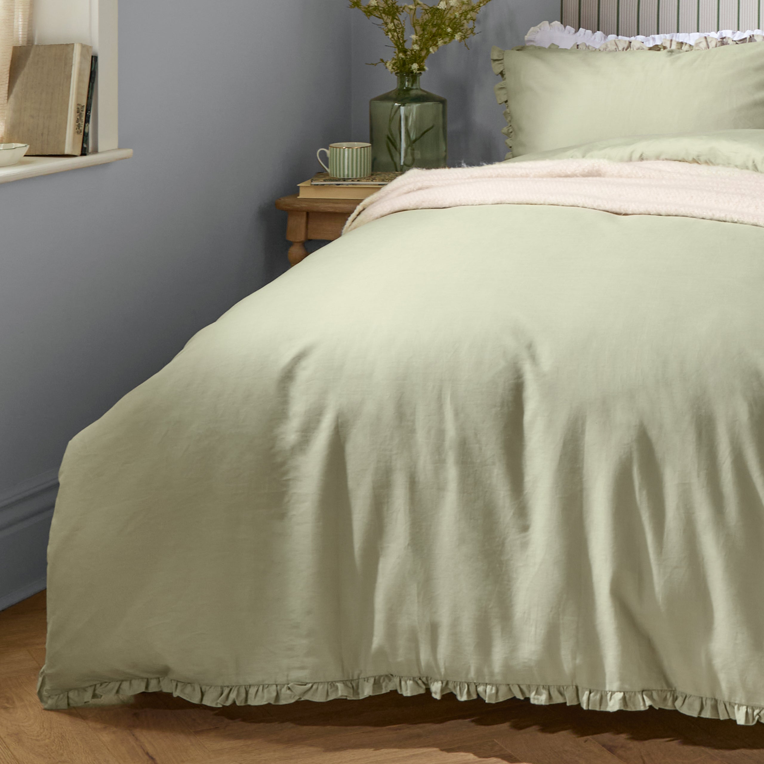 The Sage Willow Ruffle Cotton Duvet Set