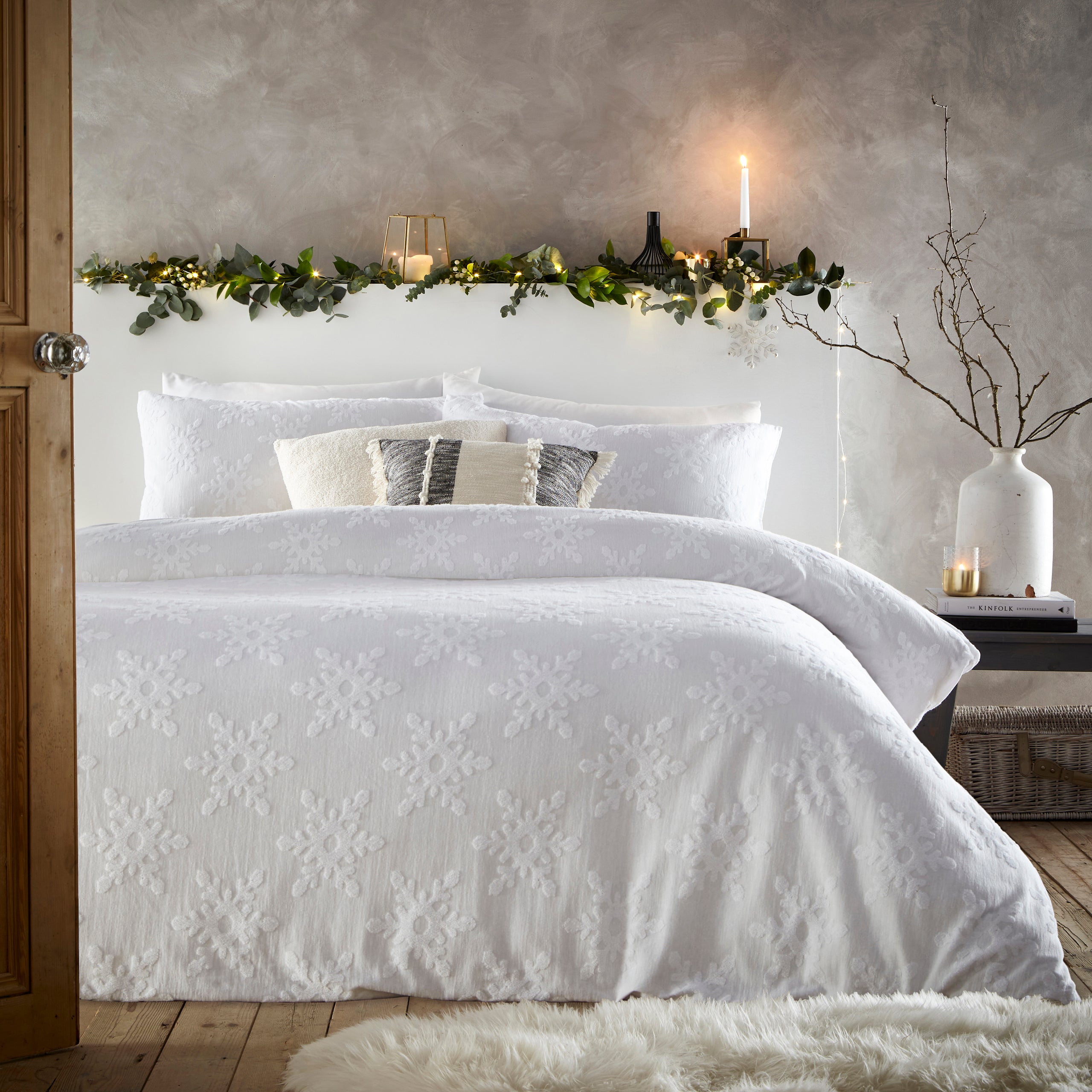 The Alpine Snowflake Duvet Set
