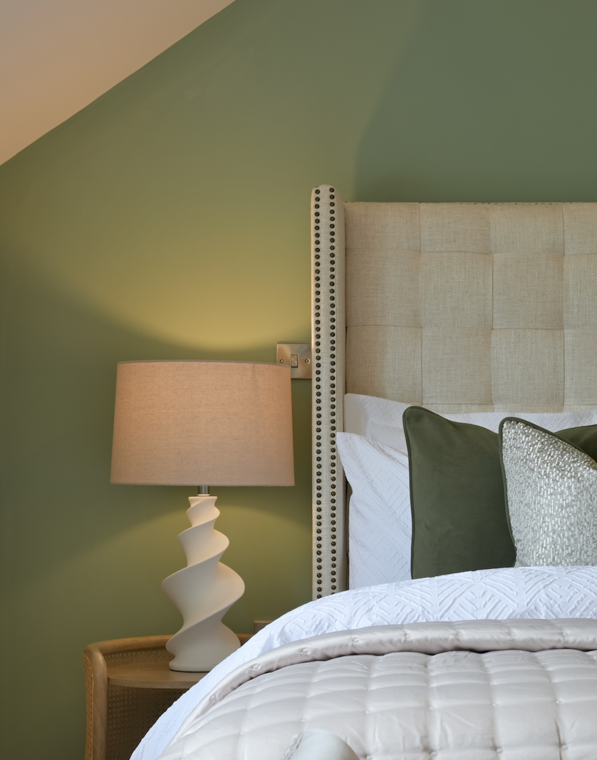 The Whirlstone Ceramic Lamp